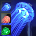 LED svietiaca sprchová hlavica - automatická zmena farieb